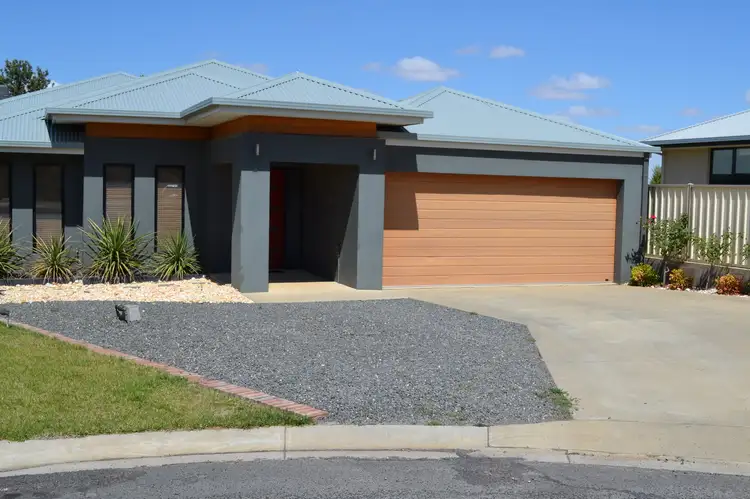 4 Highview Court, Ararat VIC 3377