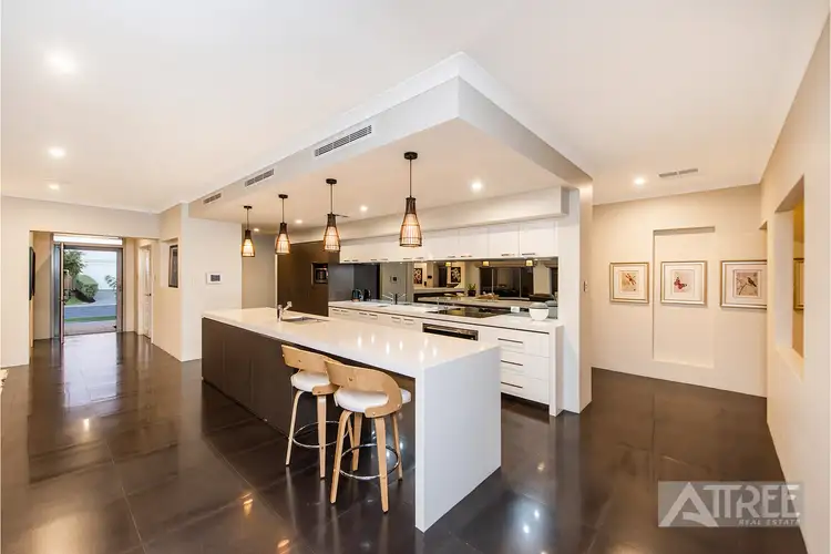Sixth view of Homely house listing, 7 Renoir Way, Southern River WA 6110