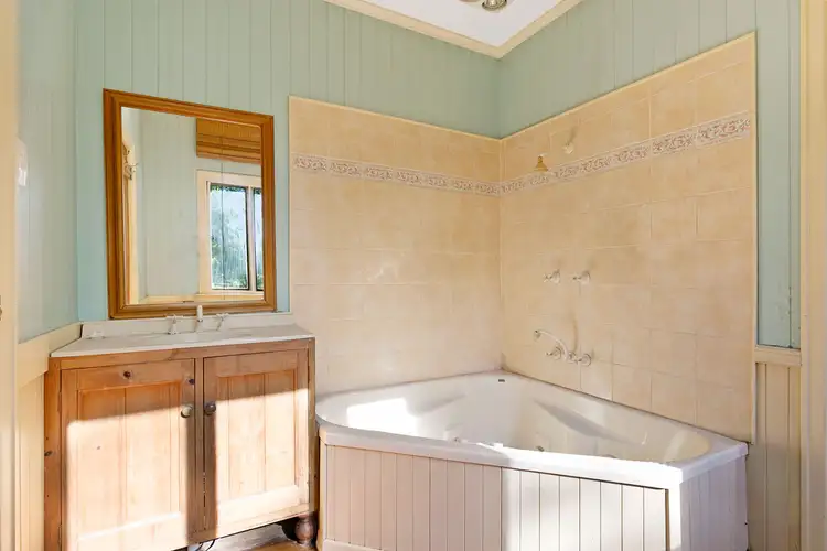 Seventh view of Homely house listing, 980 New Cleveland Road, Gumdale QLD 4154