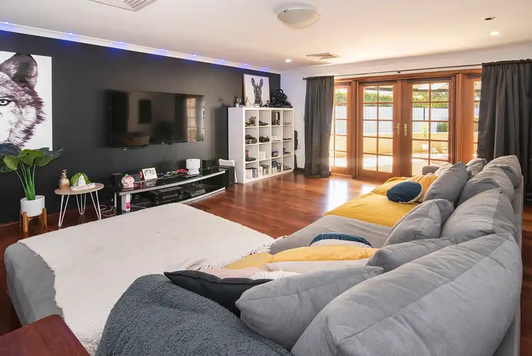 Seventh view of Homely house listing, 1 Pipit Court, Broadwater WA 6280