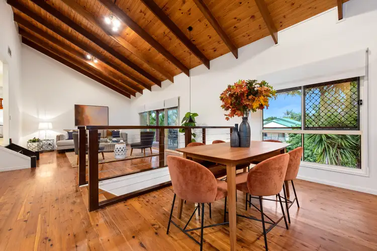 6 Brandy Court, Eatons Hill QLD 4037