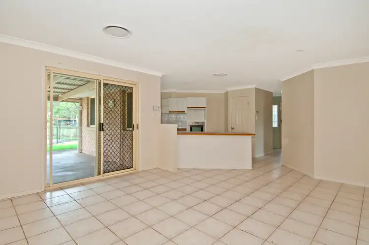 Fifth view of Homely house listing, 10 Skyline Court, South Maclean QLD 4280
