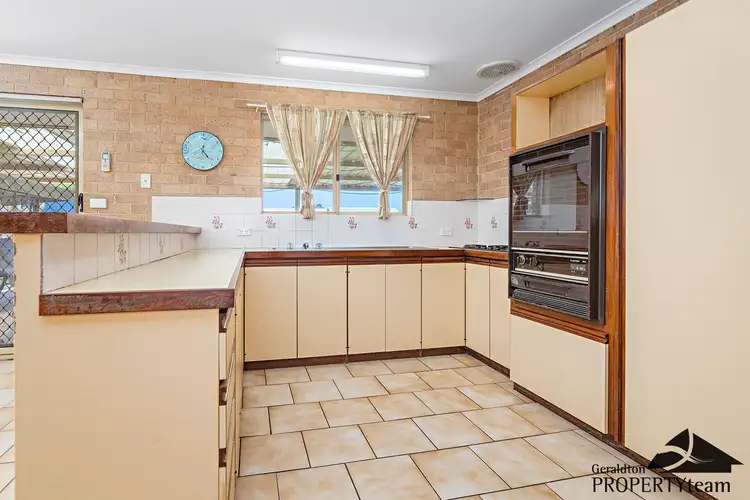 Sixth view of Homely house listing, 6 Pinyali Way, Waggrakine WA 6530