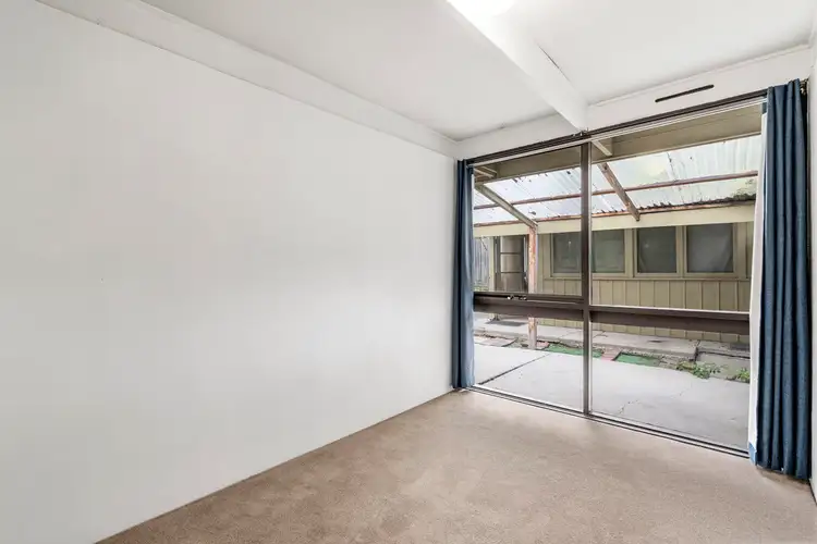 Fifth view of Homely house listing, 5 Renmark Court, Vermont South VIC 3133