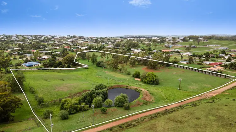 60 Steinberg Road, Highfields QLD 4352
