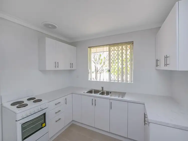 8/89 Powell Street