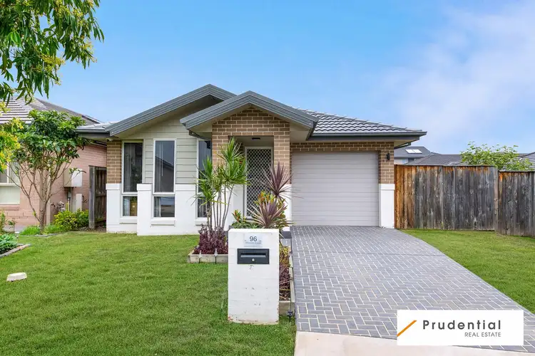 96 Hemsworth Street, Middleton Grange NSW 2171