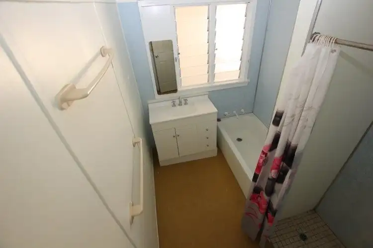 Seventh view of Homely house listing, 19 Pollock Avenue, Merredin WA 6415