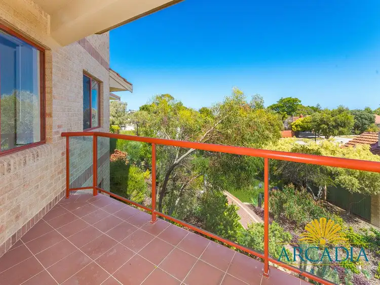 60 / 153 Stock Road, Bicton WA 6157