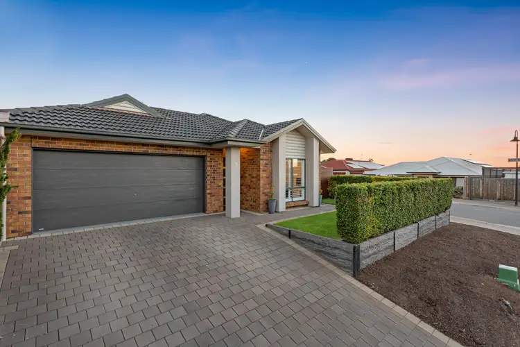 Second view of Homely house listing, 10 Edgehill Walk, Noarlunga Downs SA 5168