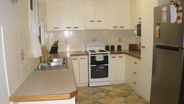 Fourth view of Homely house listing, 8 Bernborough Avenue, Ooralea QLD 4740