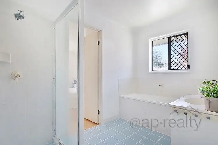 Fourth view of Homely house listing, 4 Potoroo Place, Doolandella QLD 4077