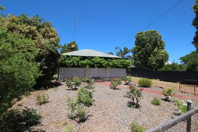 33 MCLARTY STREET, Dwellingup WA 6213