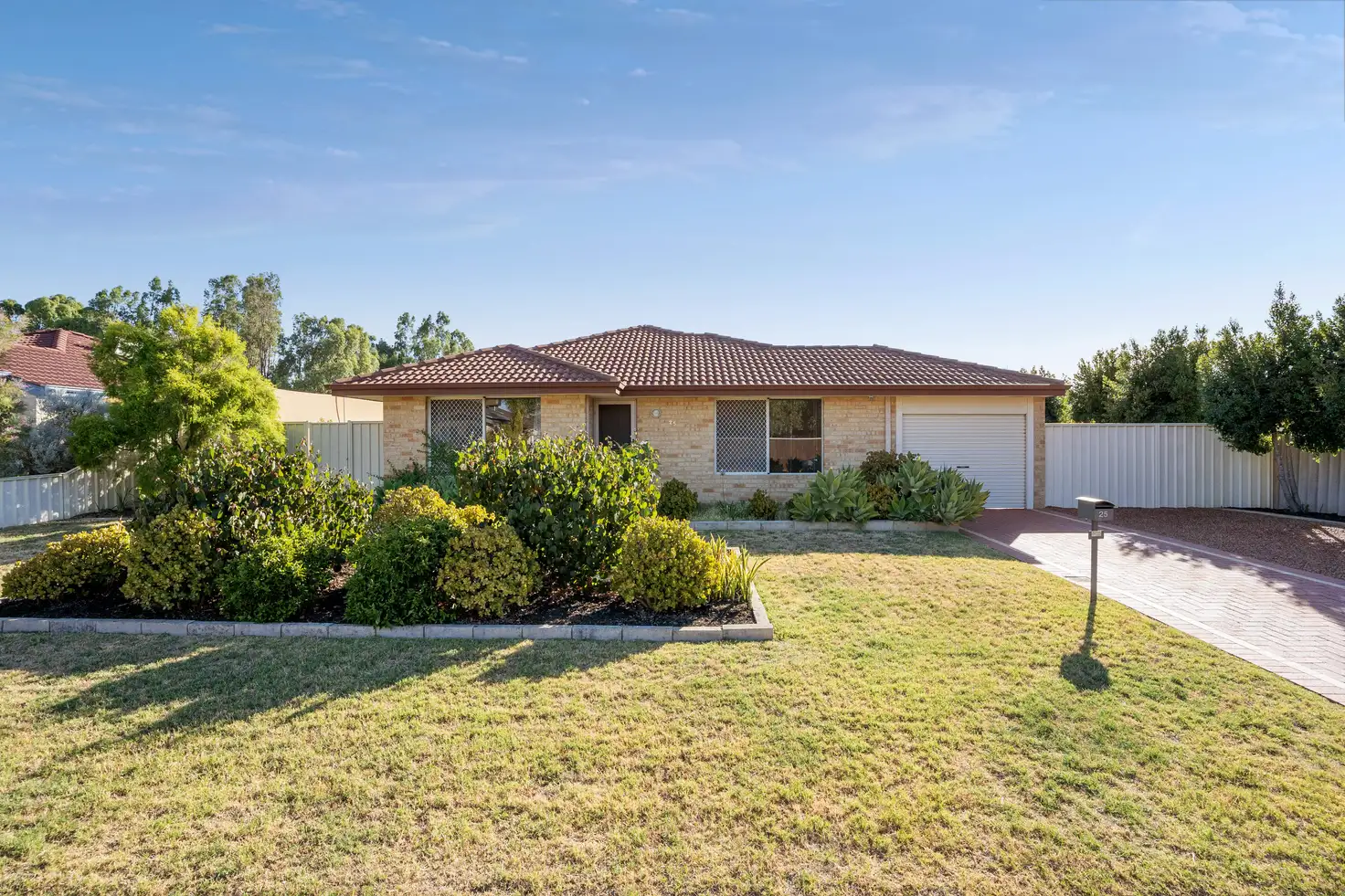 Main view of Homely house listing, 25 Serpentine Meander, Gosnells WA 6110