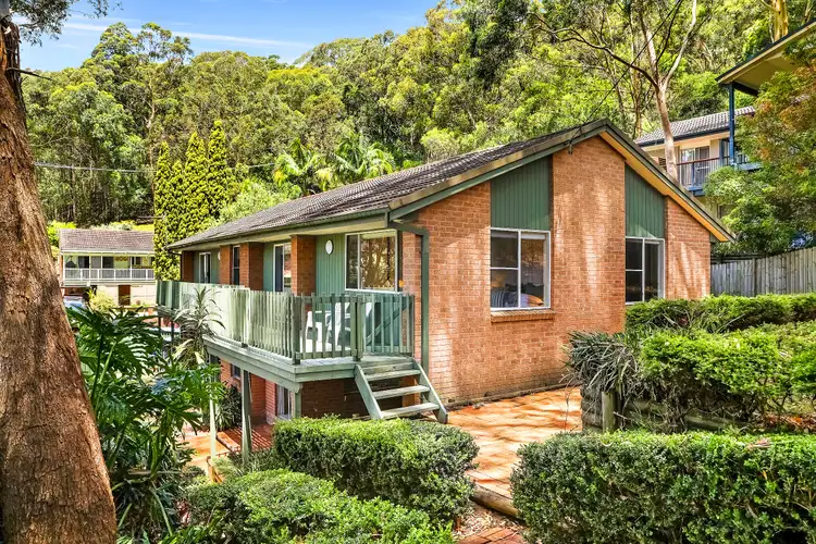 4 Woorara Parade, Green Point NSW 2251