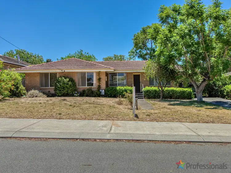 19 Burtenshaw Way, Calista WA 6167