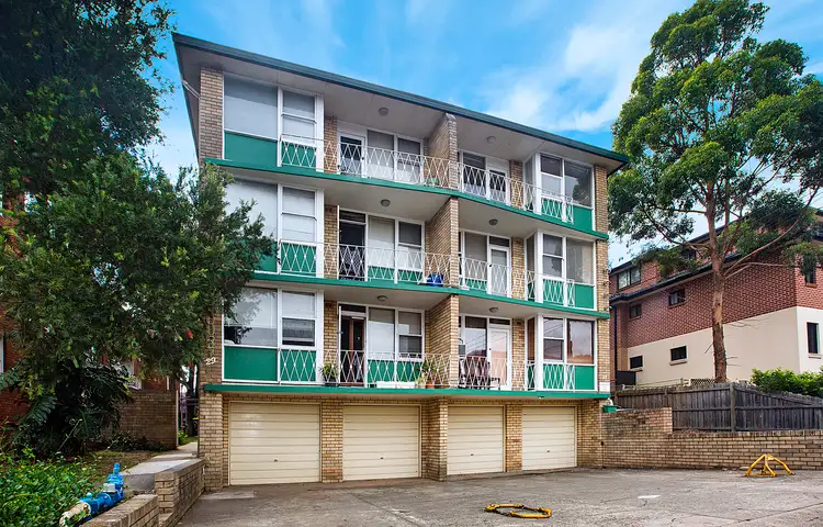 8/29 Elizabeth Street, Ashfield NSW 2131