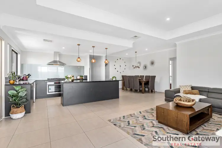 21 Ivory Way, Wellard WA 6170