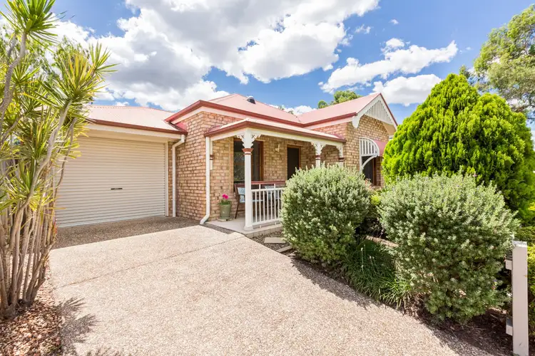 30 Regents Circuit, Forest Lake QLD 4078