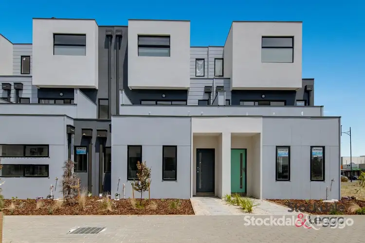 3 Hedge Place, Pakenham VIC 3810