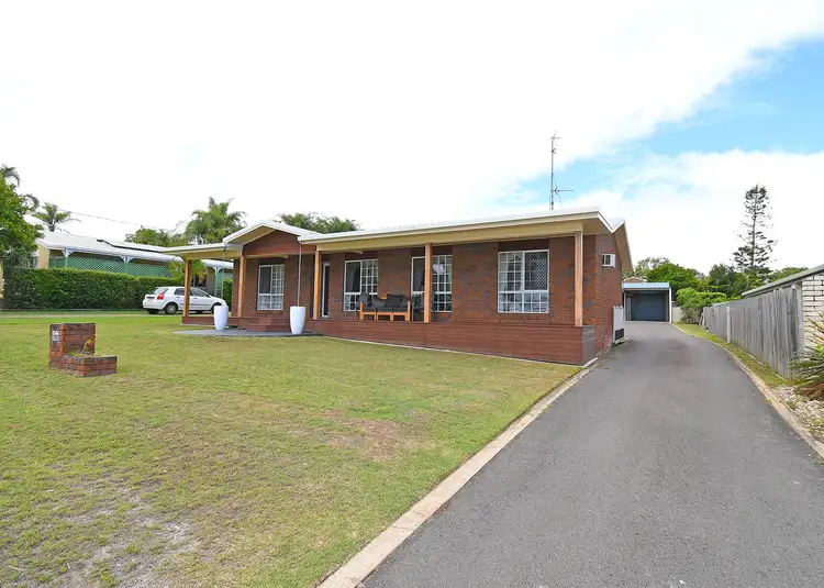 11 Debra Court, Urangan QLD 4655