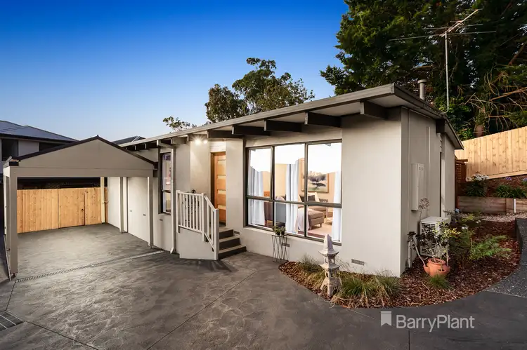 1/3 Akima Terrace, Mooroolbark VIC 3138