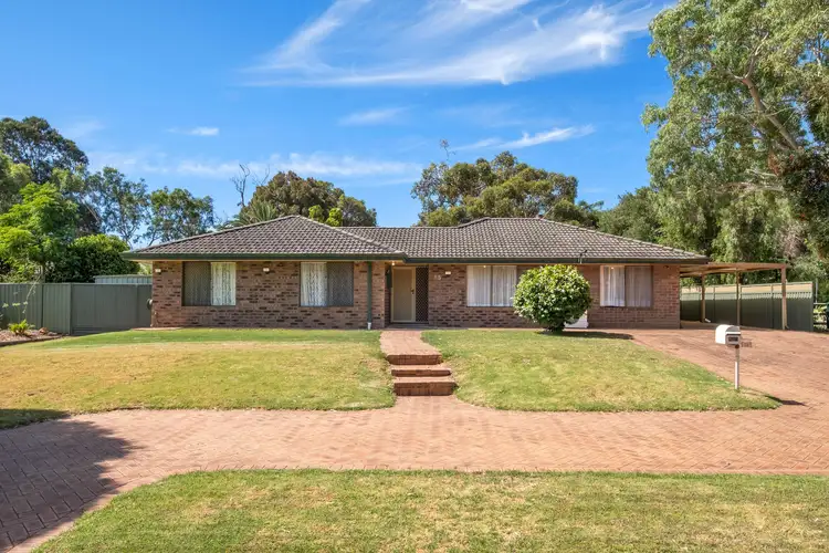 35 Tuart Road, Lesmurdie WA 6076