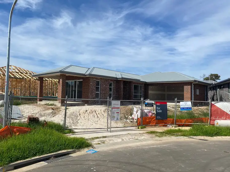 16 CUNEO PLACE, Thirlmere NSW 2572