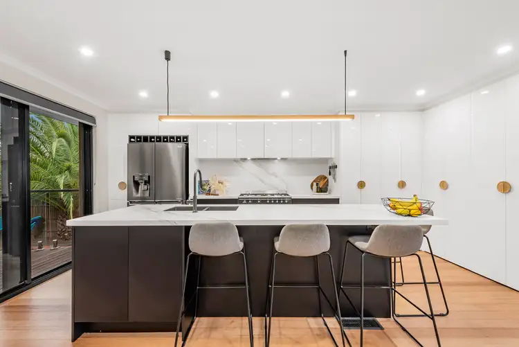 Fifth view of Homely house listing, 11 Kentwood Road, Macleod VIC 3085