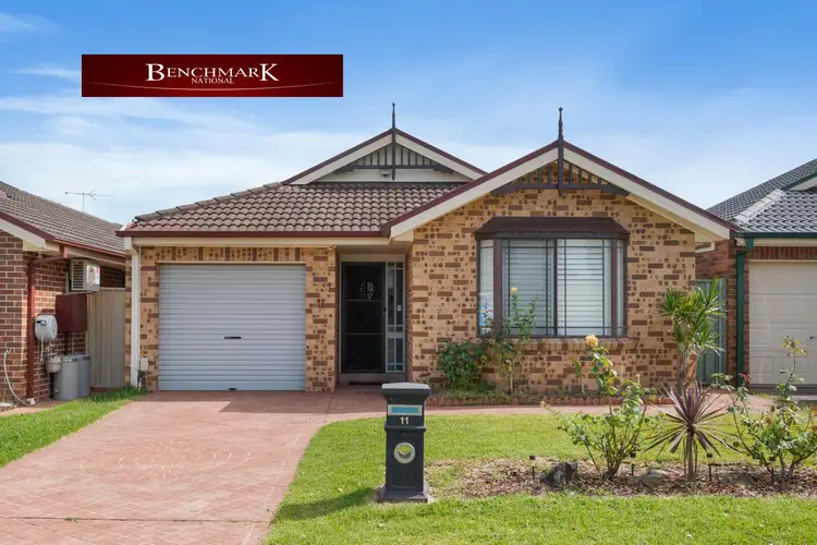 11 Beltana Court, Wattle Grove NSW 2173