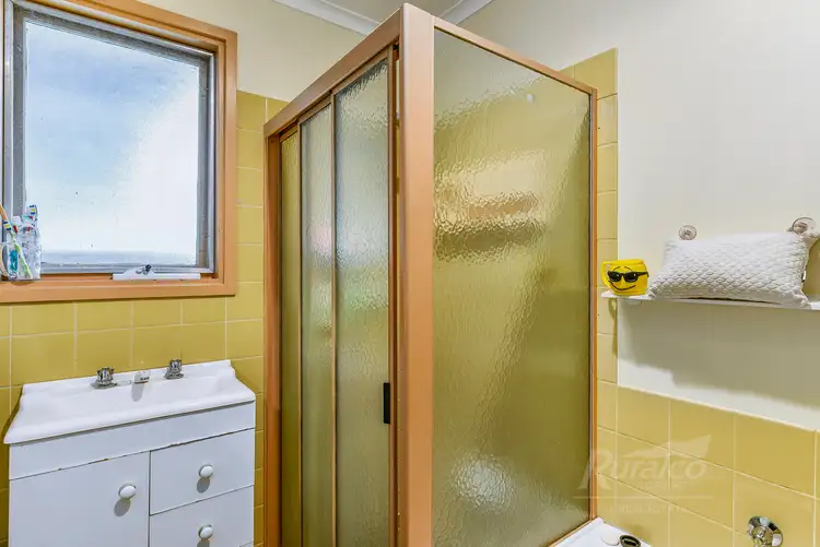 Sixth view of Homely house listing, 2 Gumbirra Court, Mount Gambier SA 5290