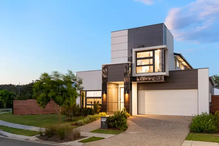 Second view of Homely house listing, 5 Lomond Circuit, Upper Kedron QLD 4055