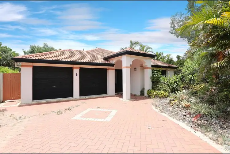 8 Queens Court, Forest Lake QLD 4078