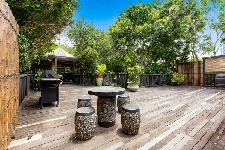 91 Victoria Terrace, Greenslopes QLD 4120