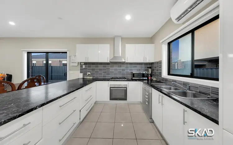 Third view of Homely house listing, 2 Falls Avenue, Craigieburn VIC 3064