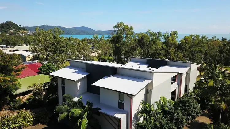 3/11 Eshelby Drive, Cannonvale QLD 4802
