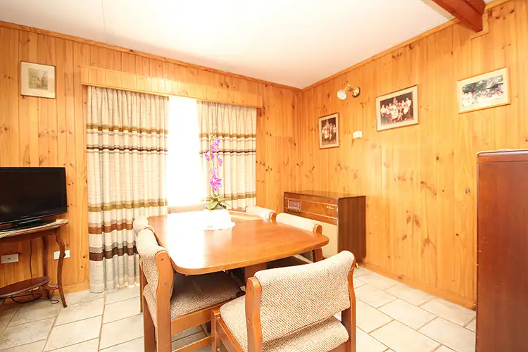 Fifth view of Homely house listing, 2 Birch Avenue, Horsham VIC 3400