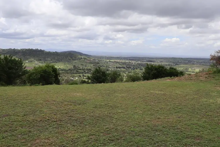 Sixth view of Homely house listing, 13 Philip Court, Summerholm QLD 4341