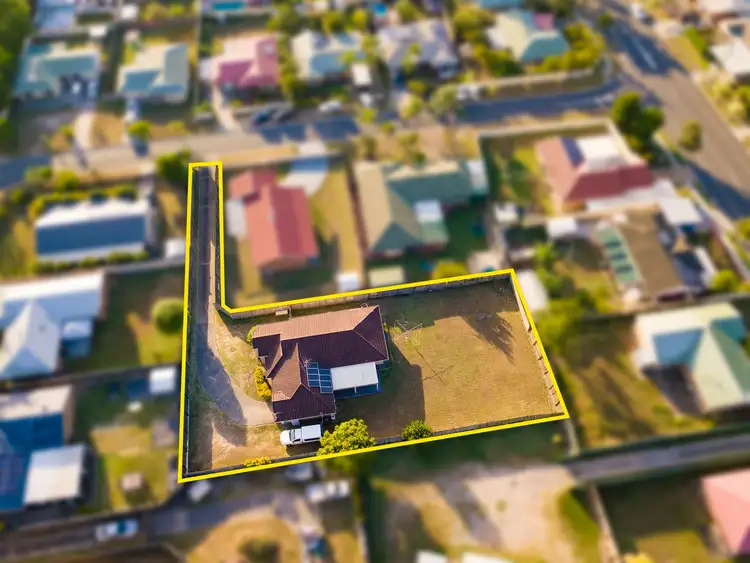8 Debanie Court, Marsden QLD 4132