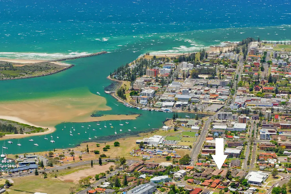 Main view of Homely villa listing, 1/7 Park Street, Port Macquarie NSW 2444
