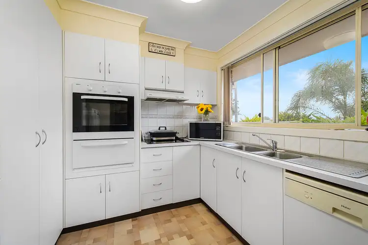 Fifth view of Homely villa listing, 1/7 Park Street, Port Macquarie NSW 2444