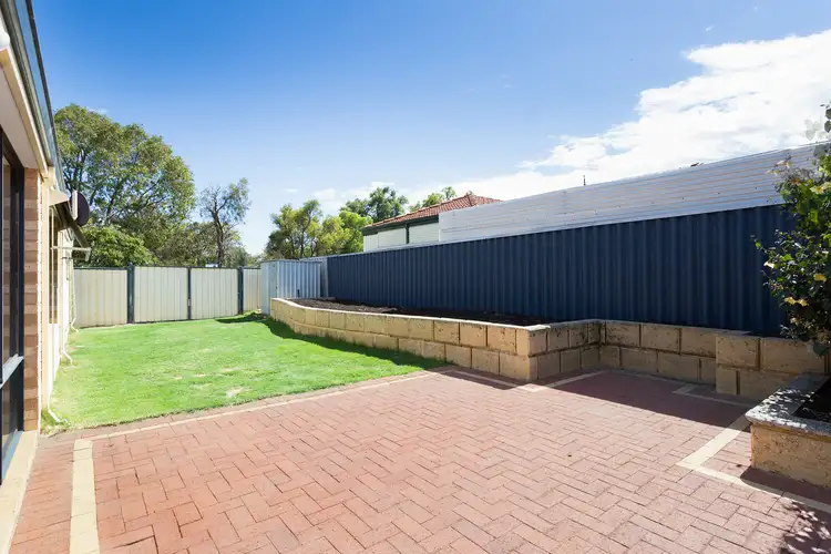 Fifth view of Homely house listing, 2 Barcoo Close, Sinagra WA 6065