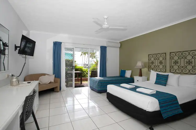 114/6 Beach Road, Dolphin Heads QLD 4740