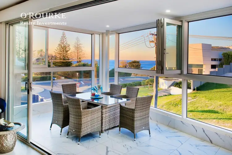 2 Hepworth Road, Trigg WA 6029