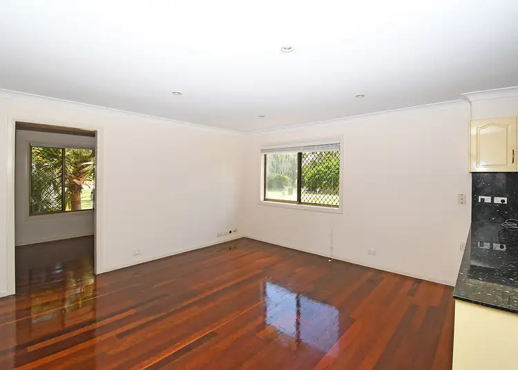 Sixth view of Homely house listing, 3 Champion Court (Off Burralong Drive), Wondunna QLD 4655