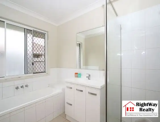 Fourth view of Homely house listing, 18 Treeline Place, Durack QLD 4077