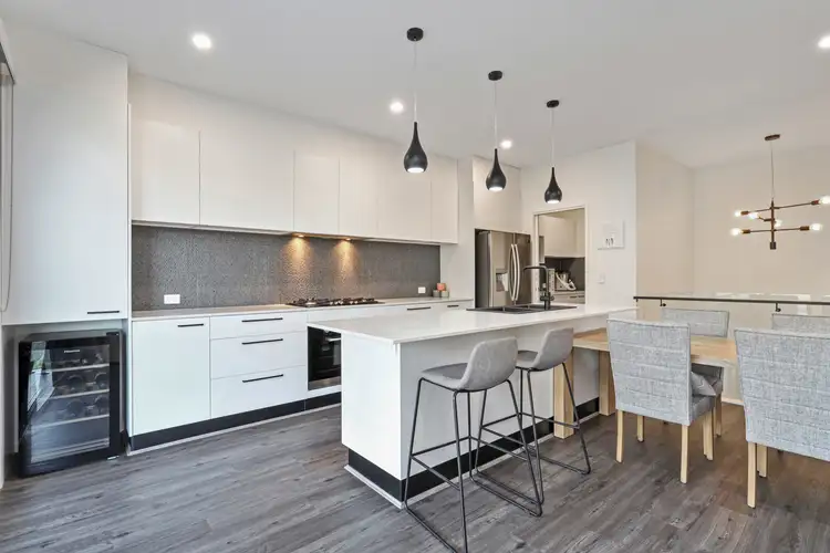 14 Saunders Close, Upper Kedron QLD 4055