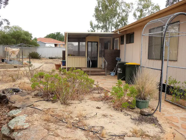 Fifth view of Homely house listing, 2 PLESTER PLACE, Quairading WA 6383