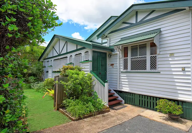 9 Magnolia Street, Nambour QLD 4560