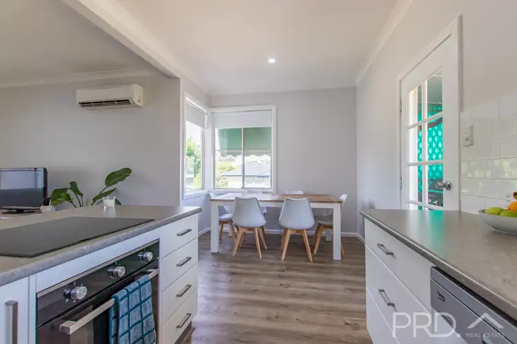 Sixth view of Homely house listing, 8 Yaralla Street, Tumut NSW 2720